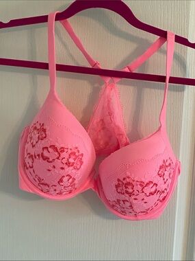Victoria's Secret Bright Pink Lace Push-Up Bra with Floral Embroidery